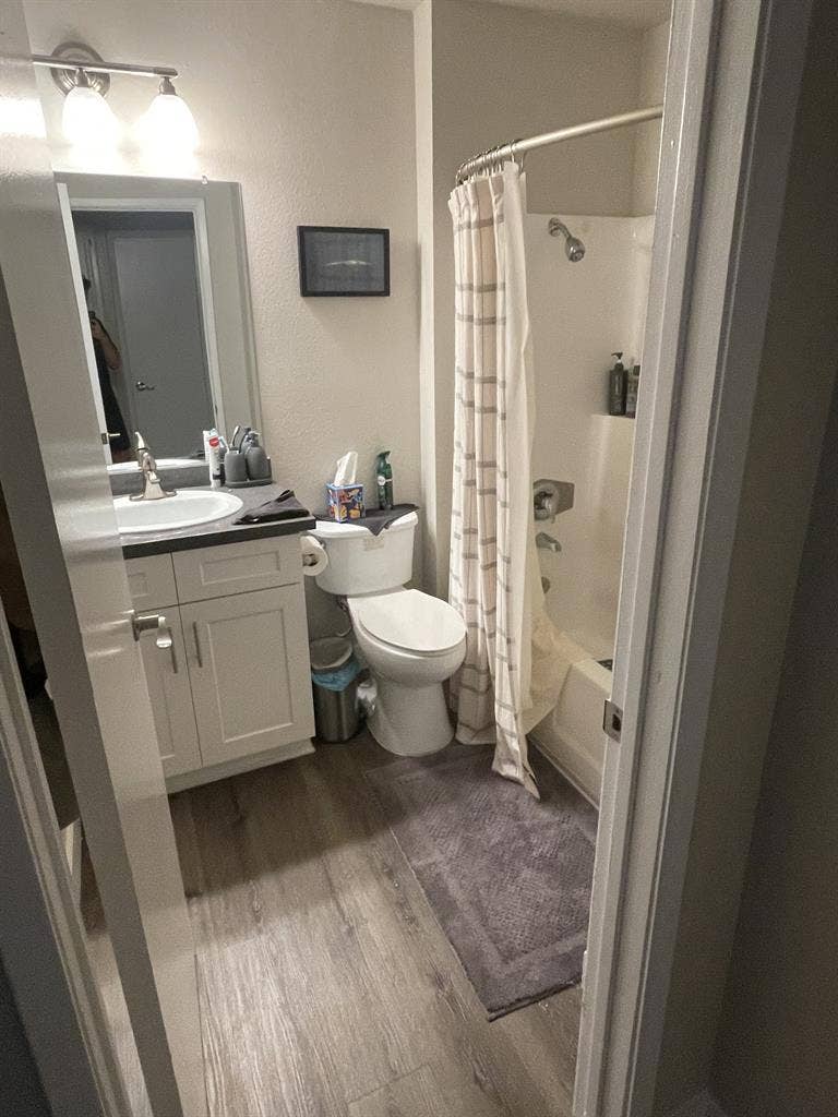 Oct - July Lease for Apartment