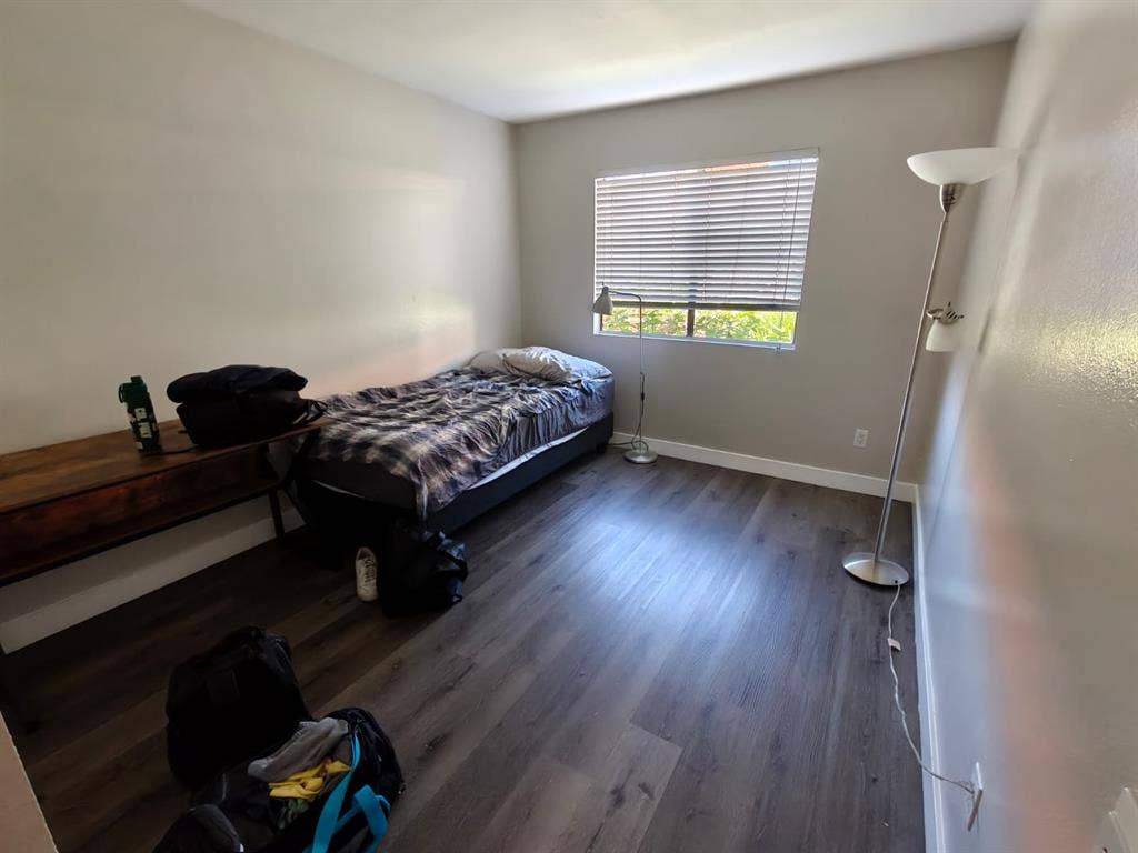 Oct - July Lease for Apartment