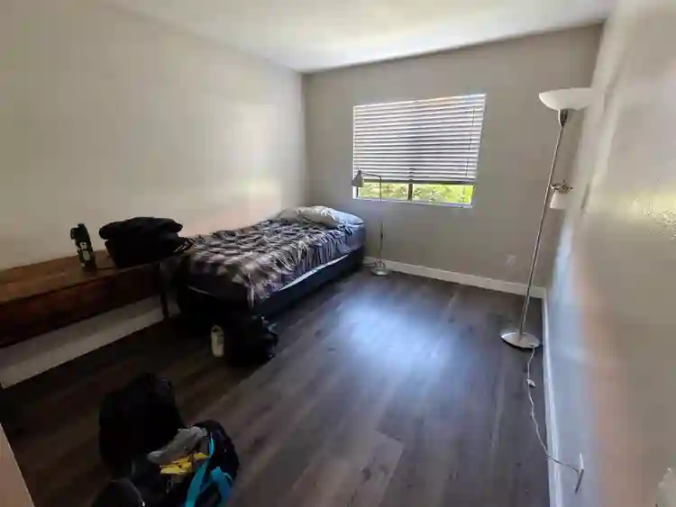 Oct - July Lease for Apartment