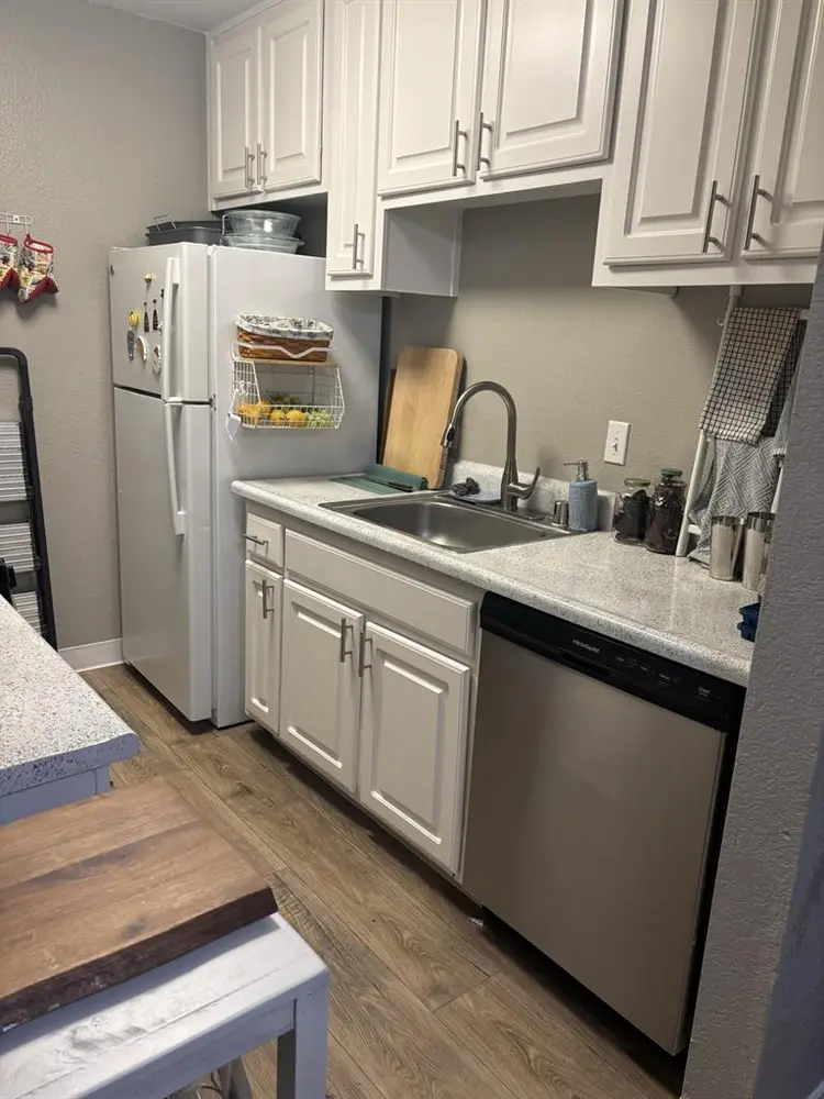 1 bedroom 1 bath available