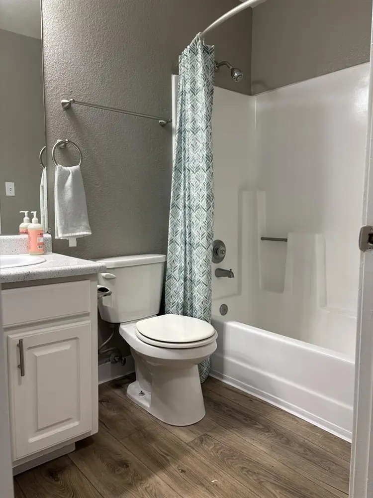 1 bedroom 1 bath available