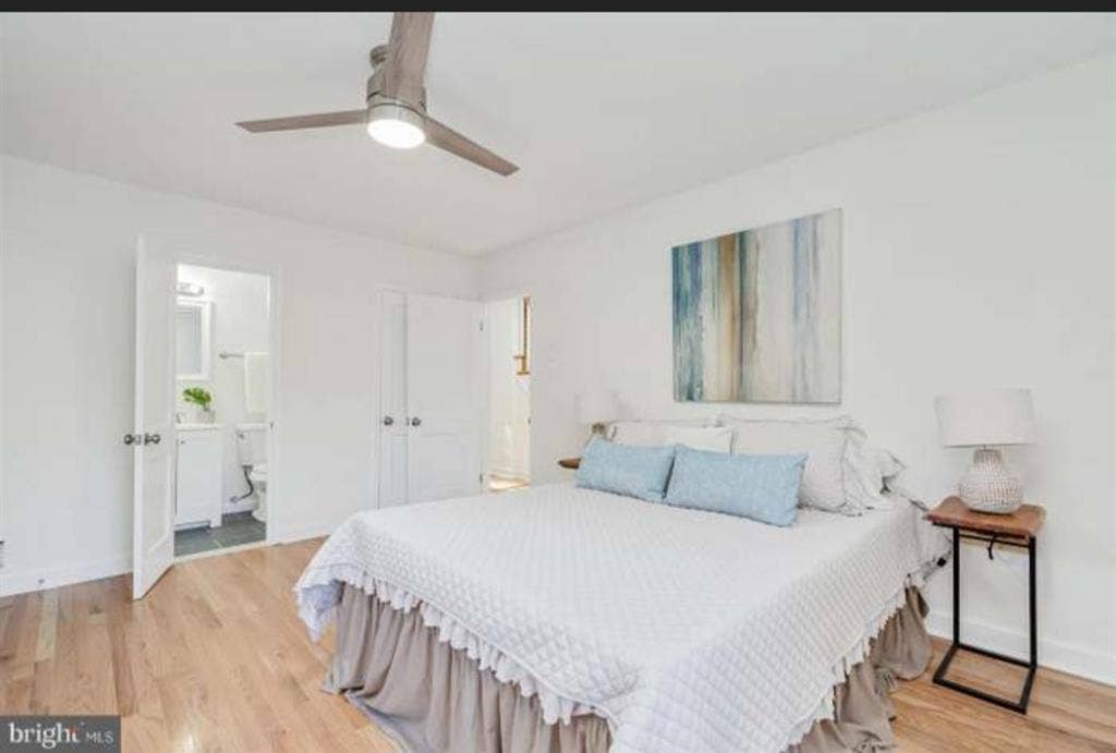 Ensuite master bedroom