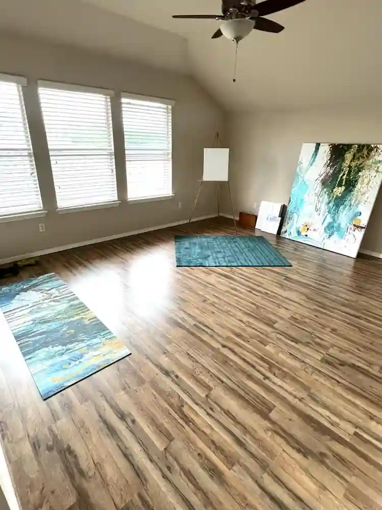 Master Suite w private bathroom