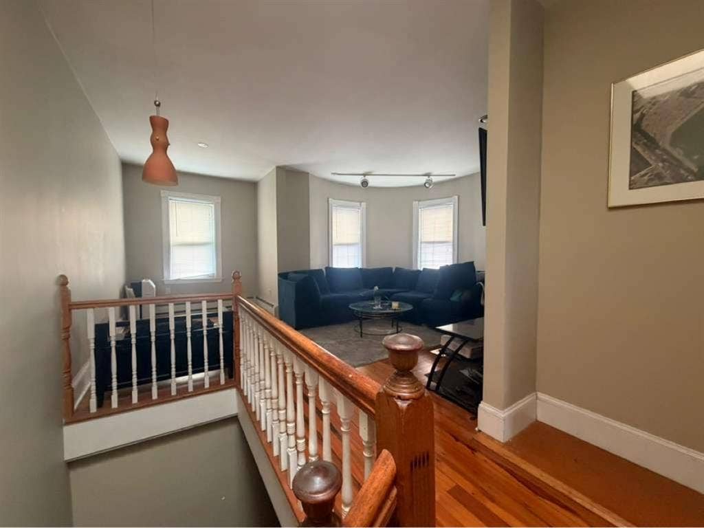 Furnished Room South Boston 4RB