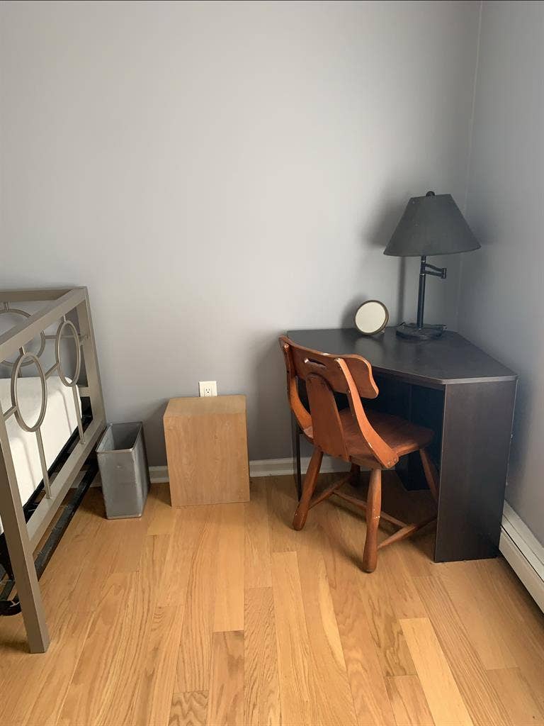 Room for lease