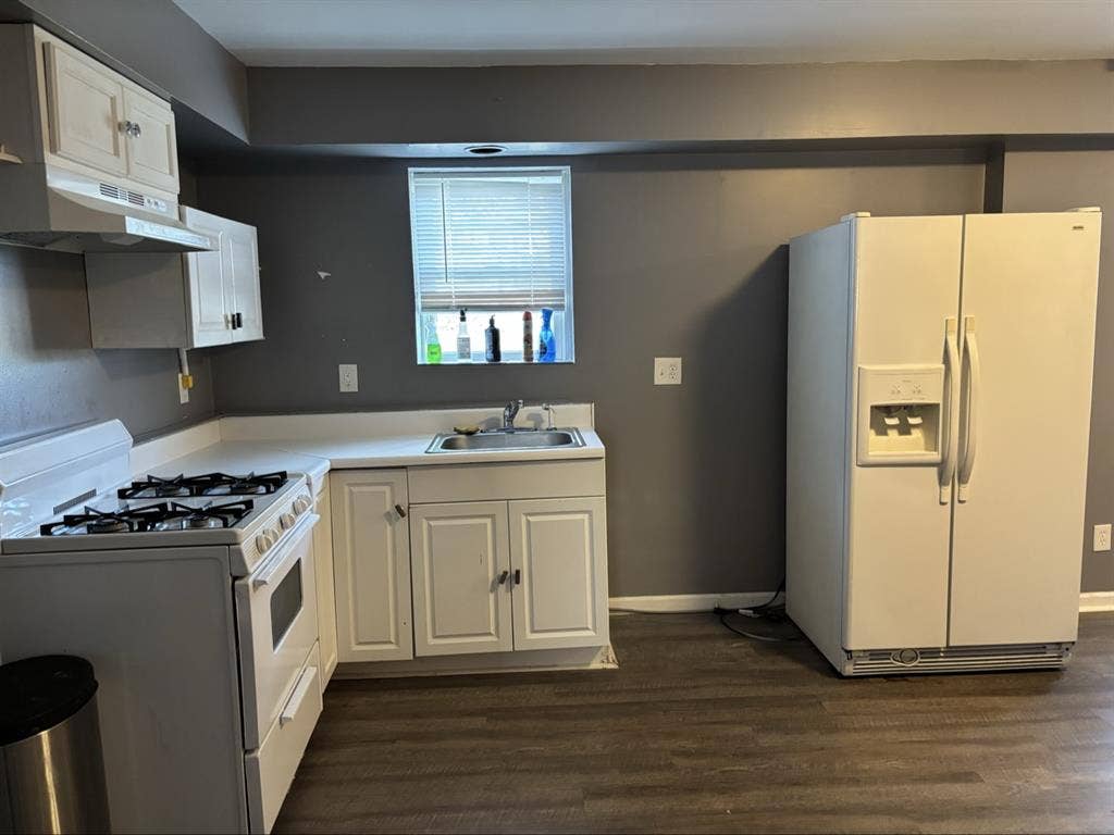 Room for lease