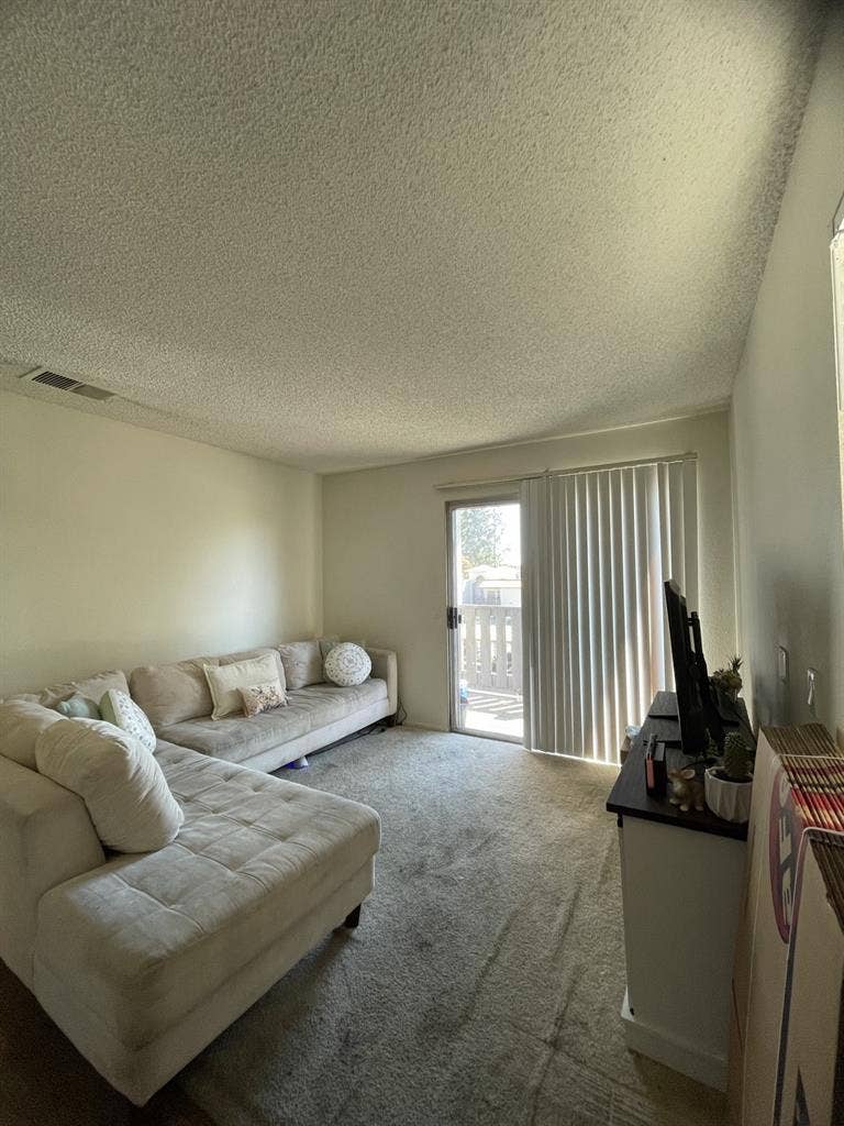 Room for rent $1034 a month