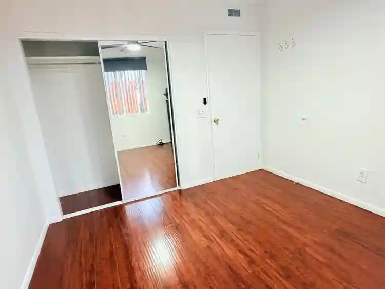 1 nice bedroom available moving now