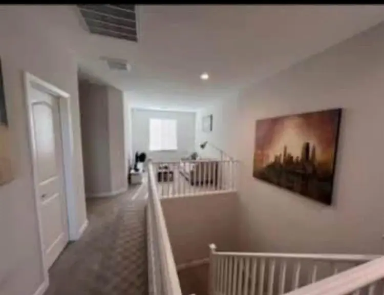 Clean Quiet Townhouse
