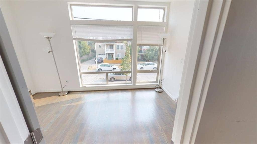 1 BR in Seattle