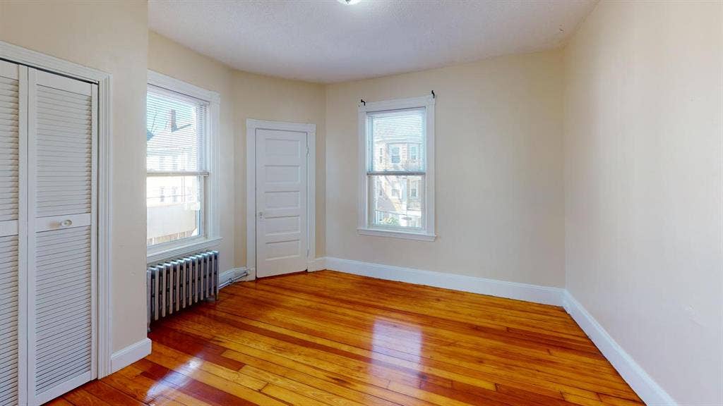 1 BR in Boston