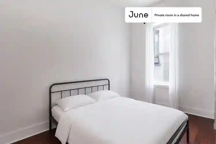 3 BR in New York City