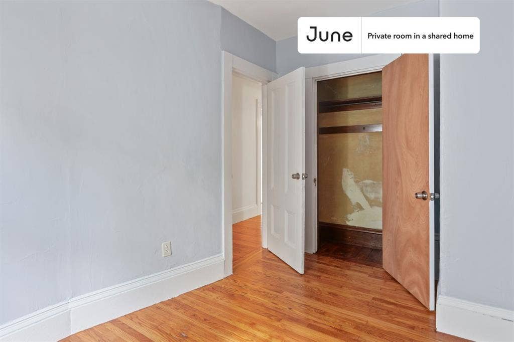 6 BR in Boston