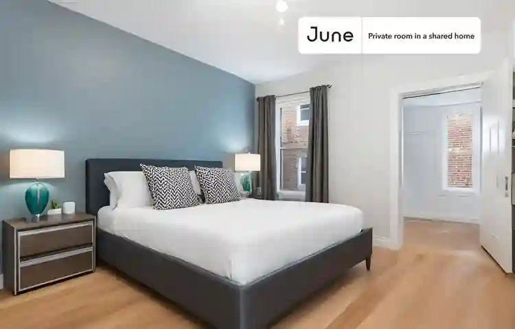 5 BR in Boston