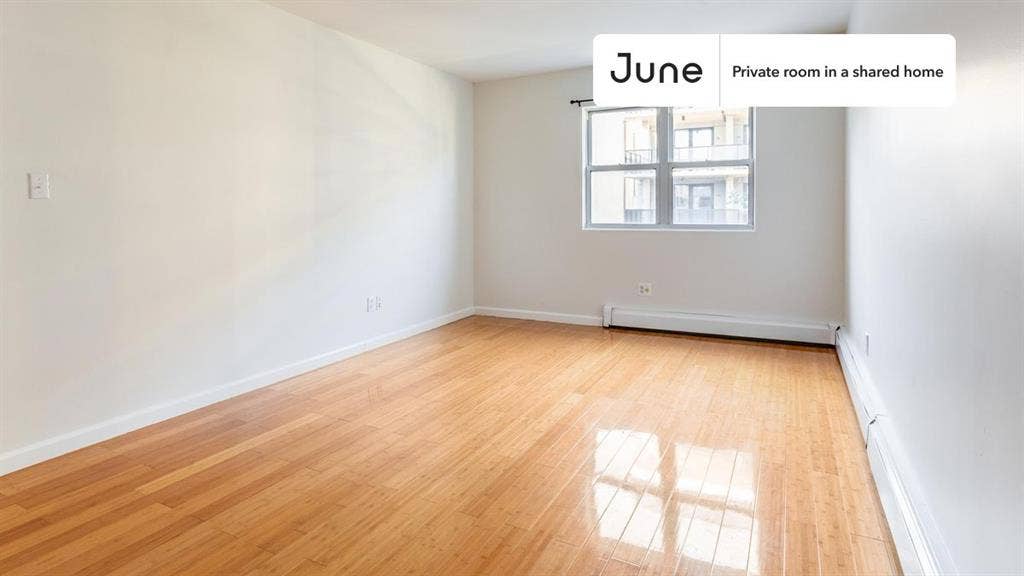 4 BR in New York City