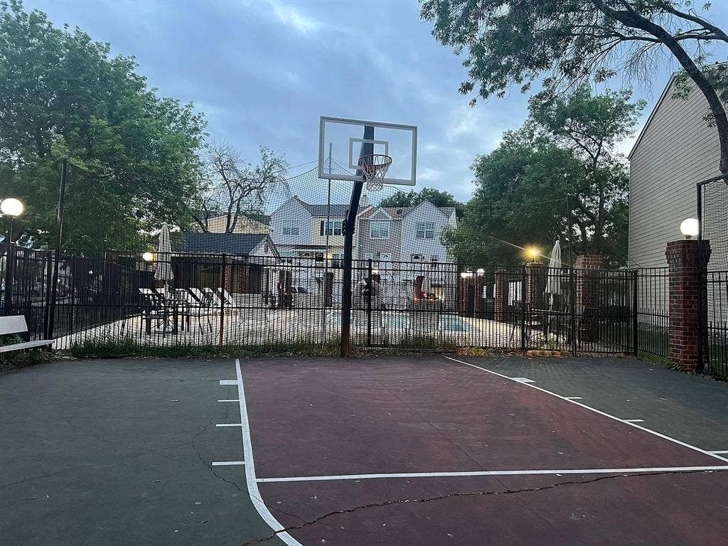 2 BR in San Antonio