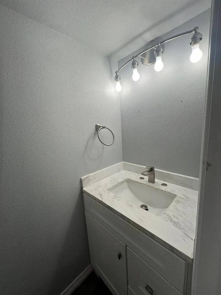 2 BR in San Antonio