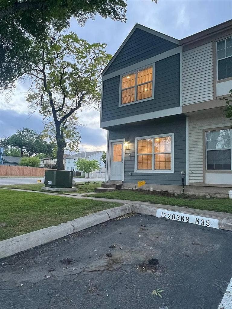 2 BR in San Antonio