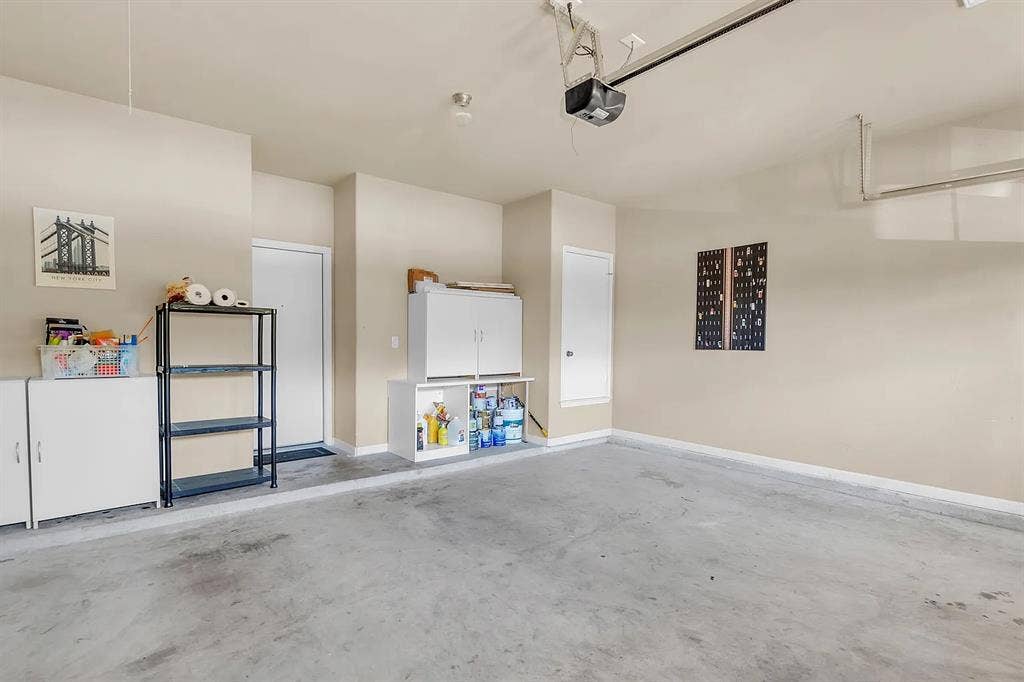 3 BR in Lakeway