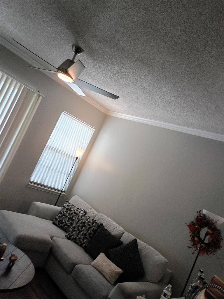 Common area, still garage to be add