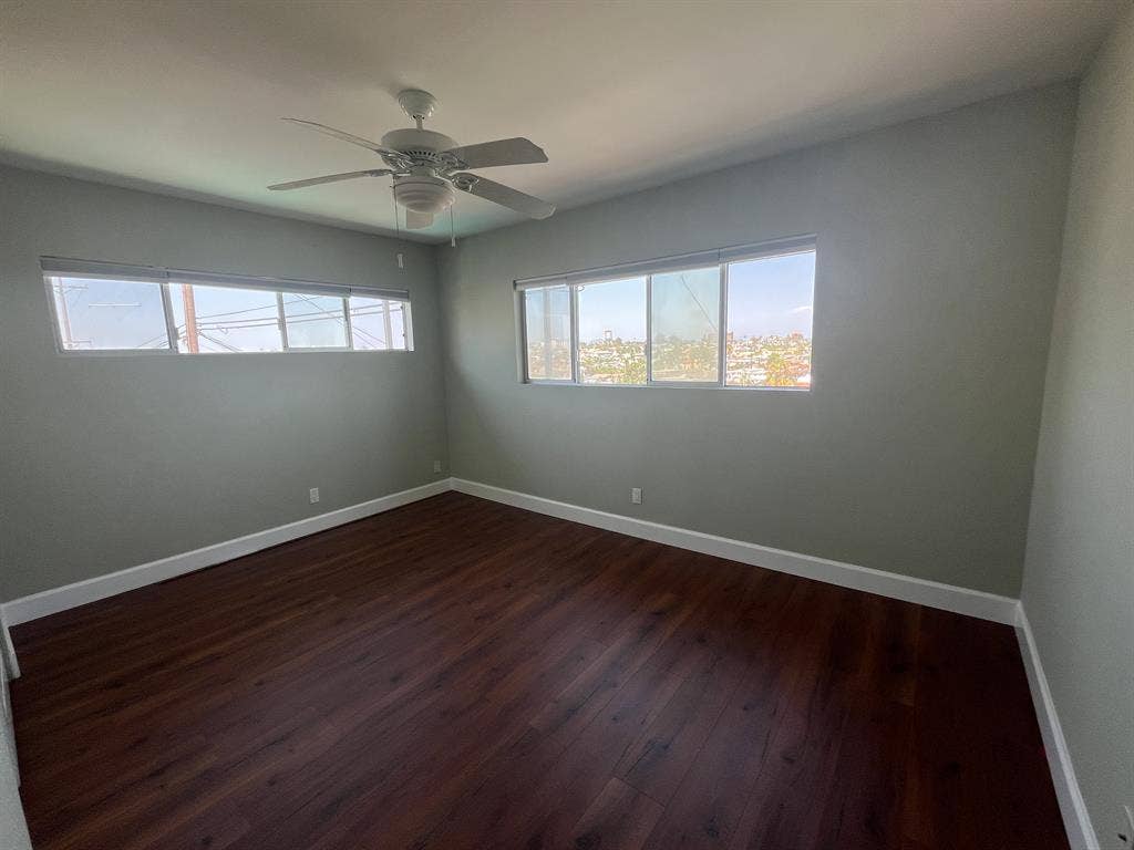 🏡 Private Room for Rent