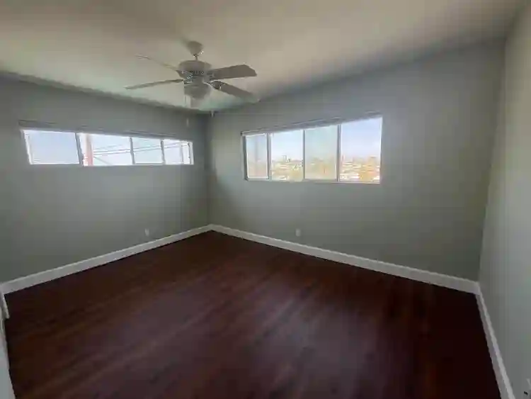 🏡 Private Room for Rent