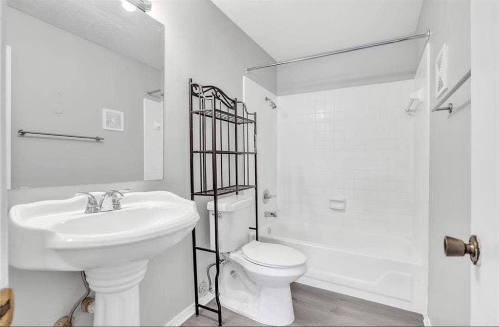Spacious master bedroom