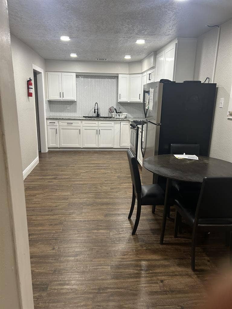 Room for Rent in North Houston
