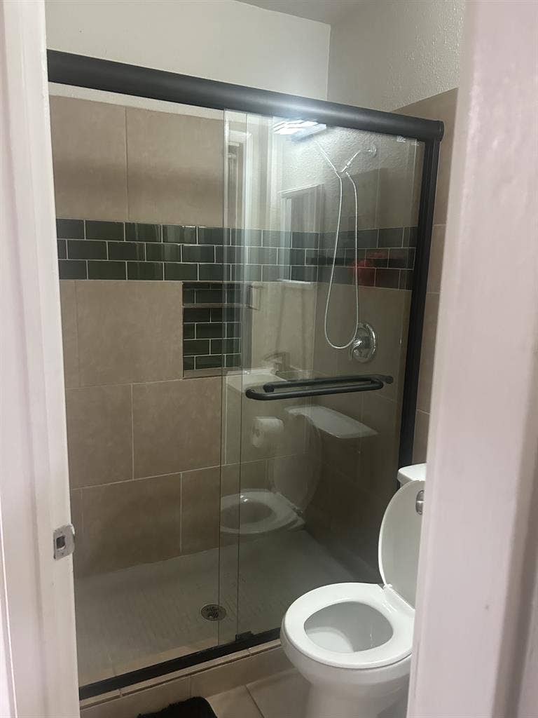 Room for Rent in North Houston