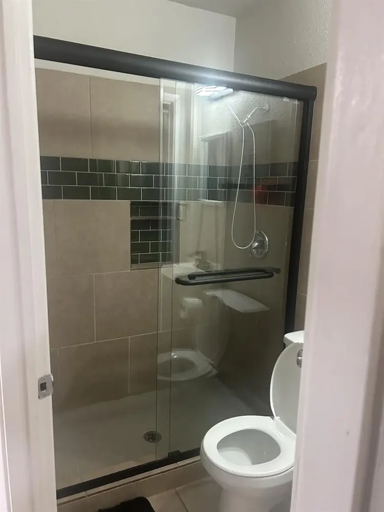 Room for Rent in North Houston