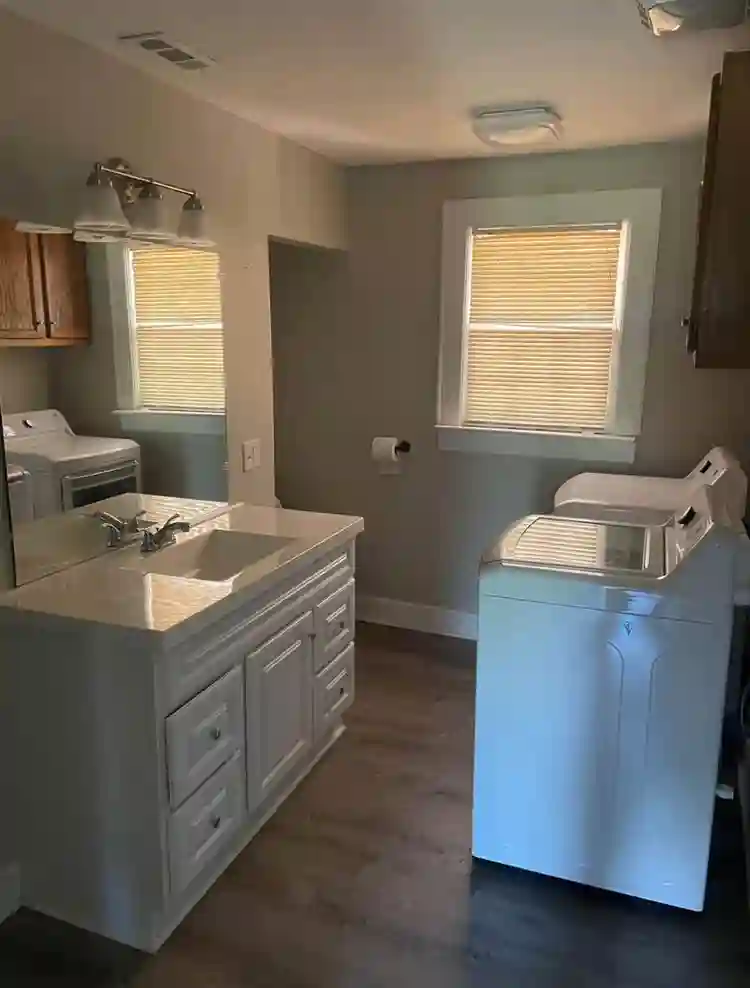 Private Room Near Airport
