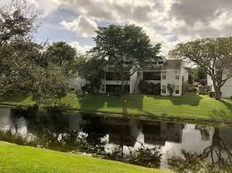 Nice 1 Bedroom in Boca Townhouse