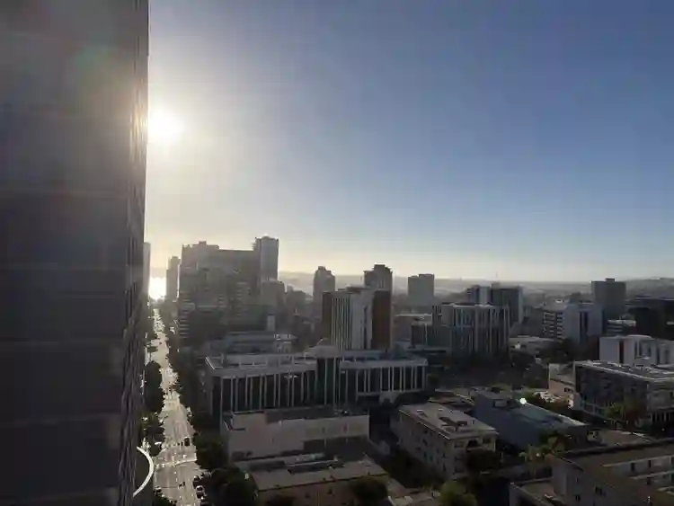 Roommate Wanted - Luxury Apartment