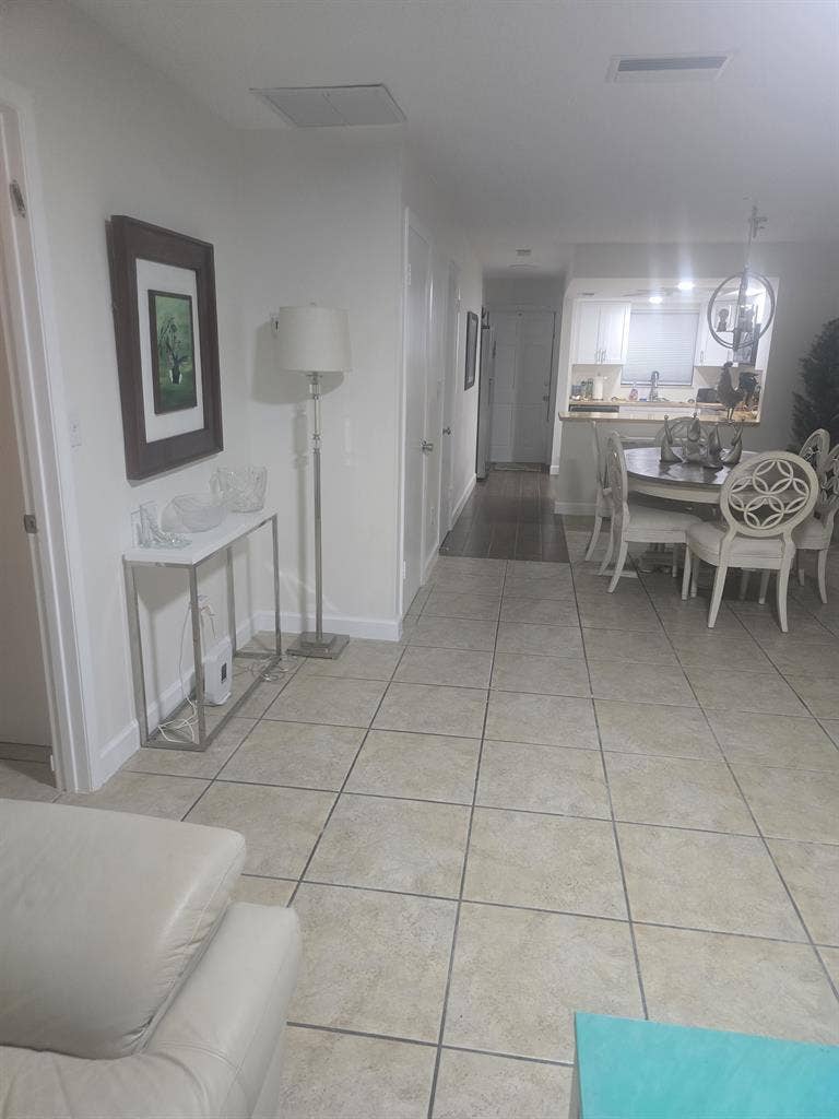 E BOCA RATON, PRIVATE ENTRANCE,