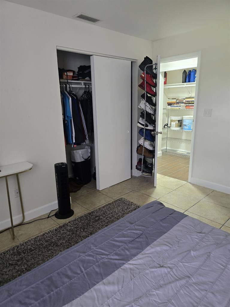 E BOCA RATON, PRIVATE ENTRANCE,