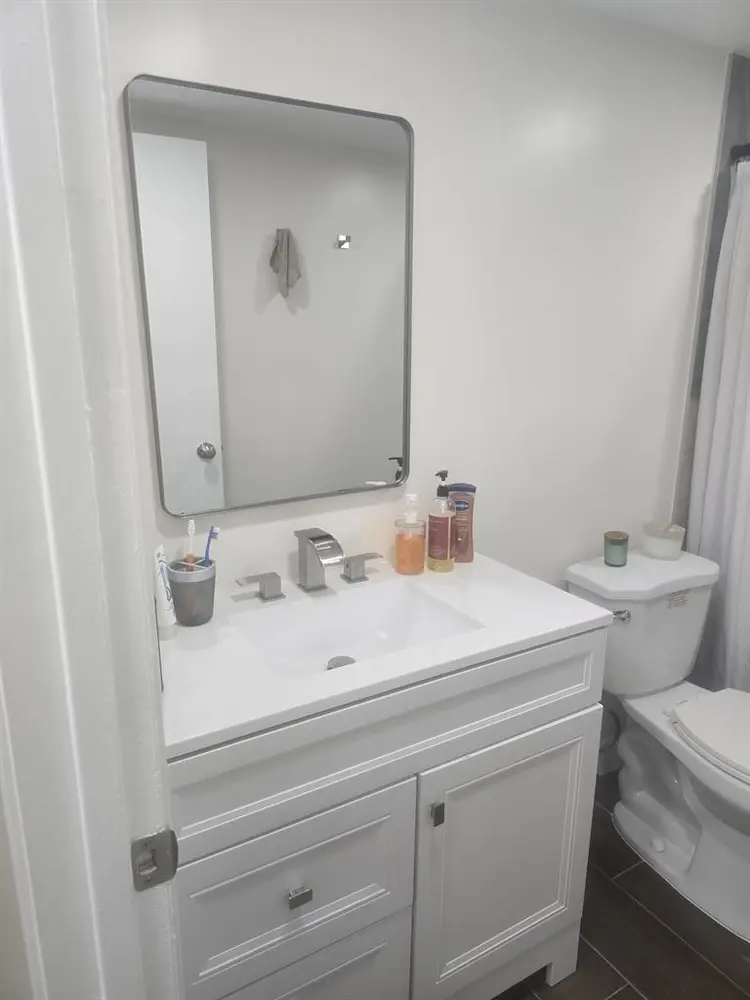 E BOCA RATON, SMALL STUDIO M ONLY