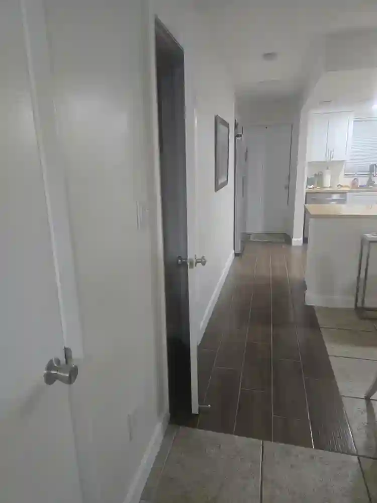 E BOCA RATON, PRIVATE ENTRANCE,