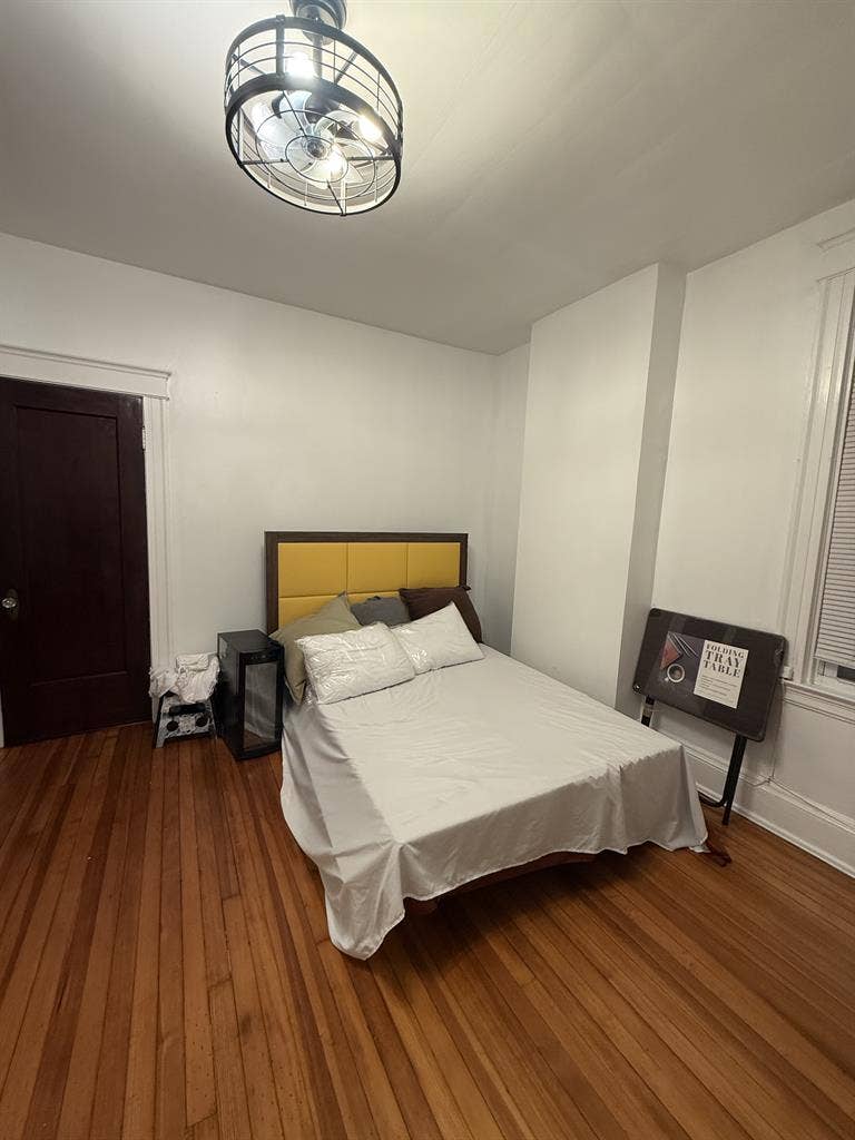 Apt unit for rent near JHU, Loyola