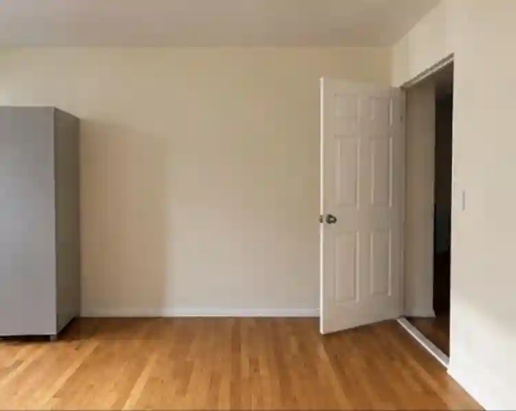 Private room for rent