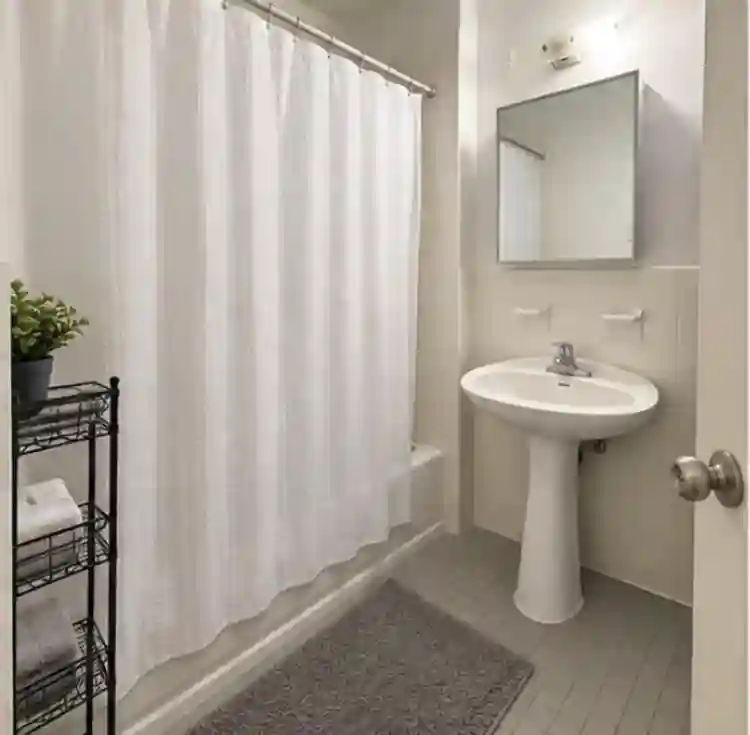 Private room for rent