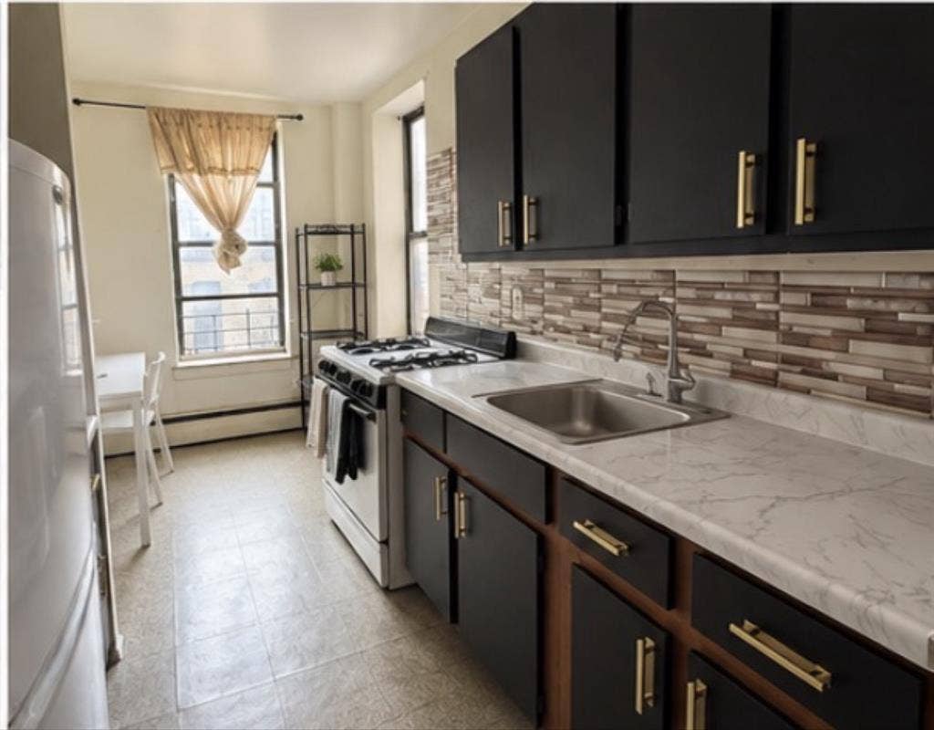 Private room for rent