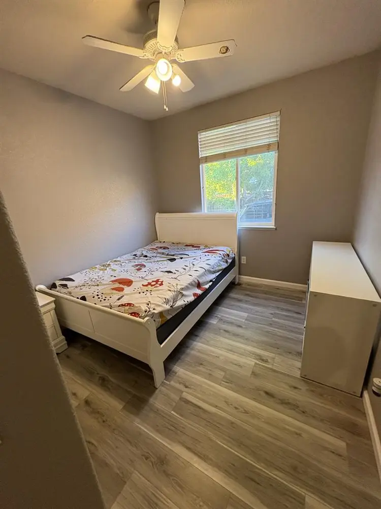 2 rooms for rentt