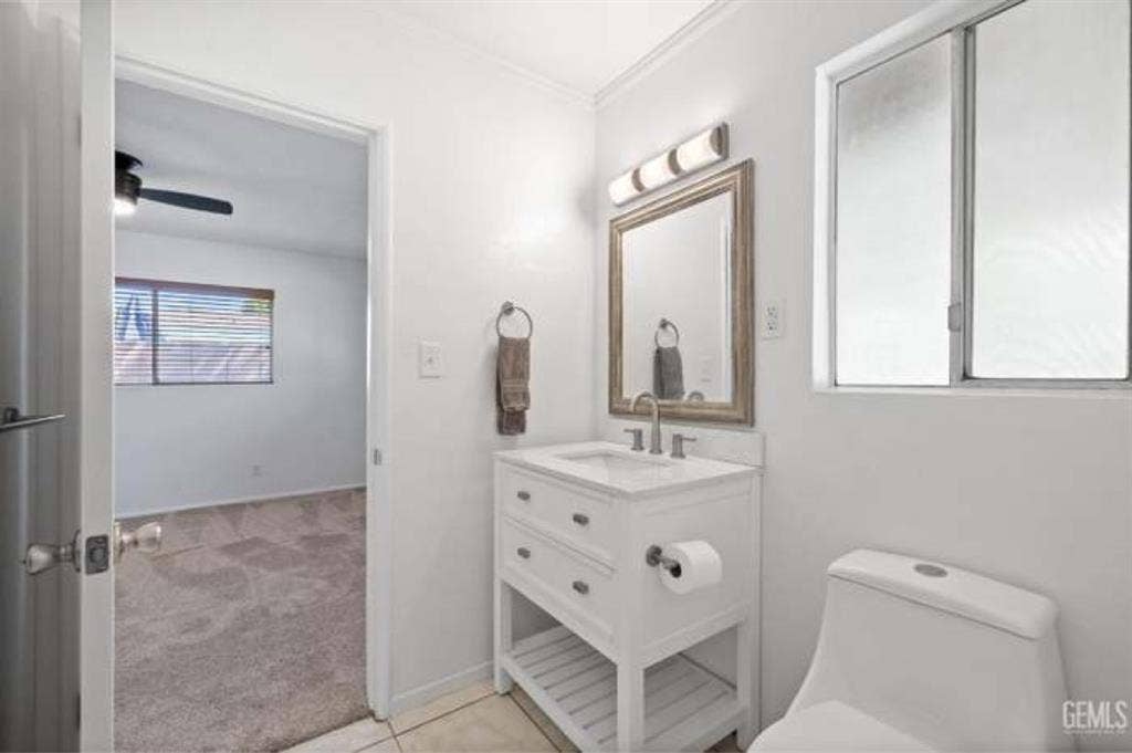 Private Room W/ Bathroomm