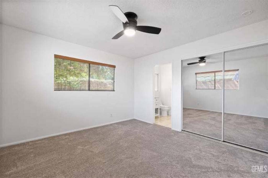 Private Room W/ Bathroomm