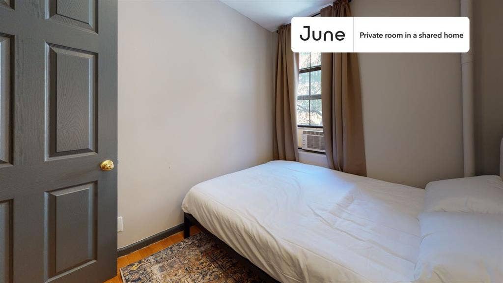3 BR in New York City