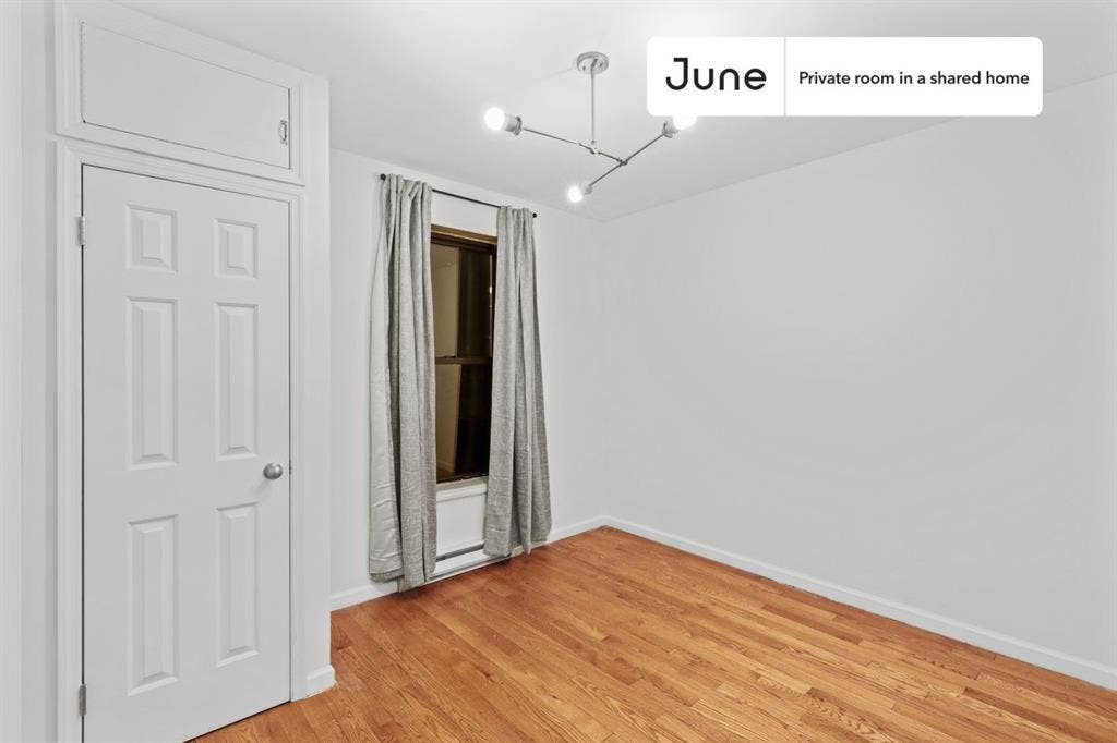 4 BR in New York City