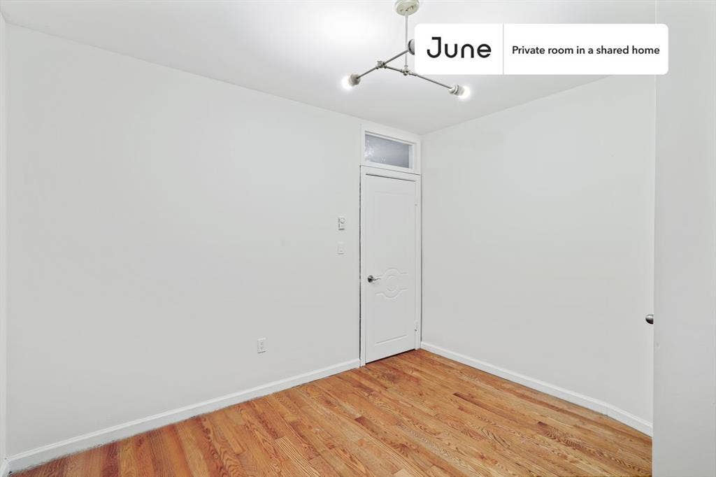 4 BR in New York City
