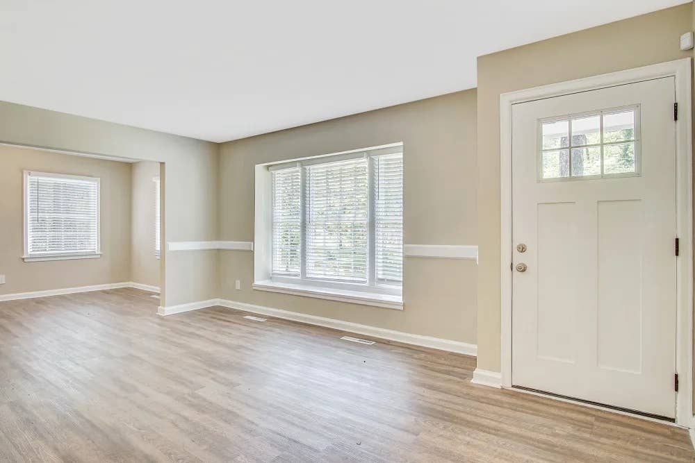 Charming House Ready To Move In ATL