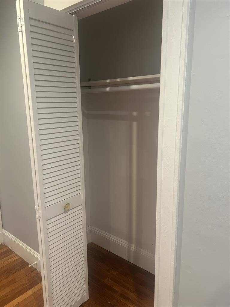Room for Rent in South Dorchester!