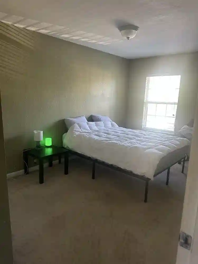 Private room for rent